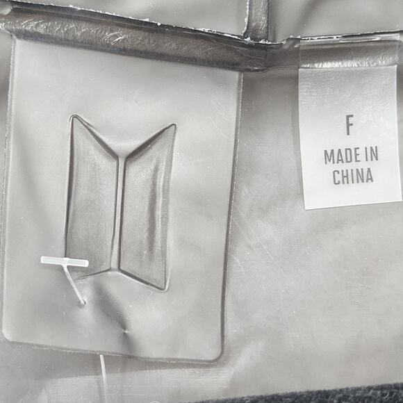 Big Hit Entertainment Nordstrom Black Trench Long Raincoat Poncho NWT One Size - Picture 3 of 6